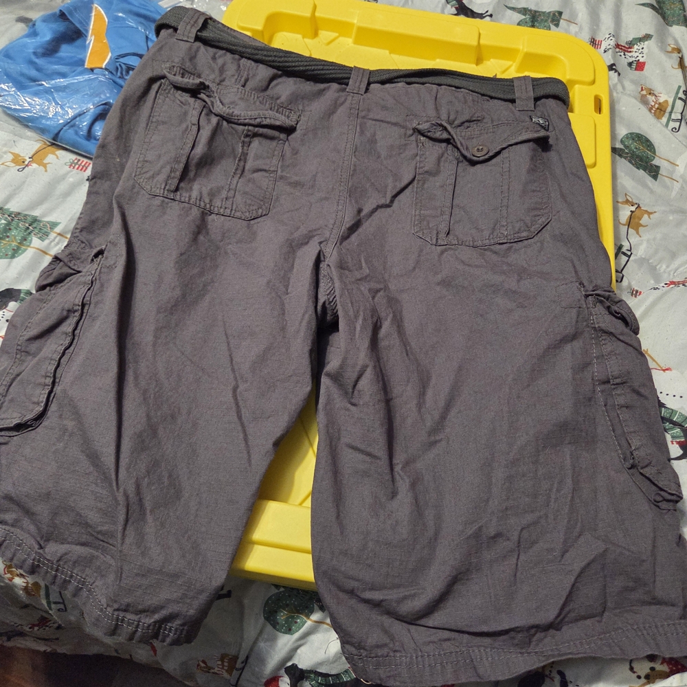 South Pole Men's Cargo Shorts in Charcoal